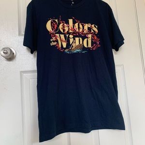 Women’s medium Disney Color of the winds Pocahontas shirt